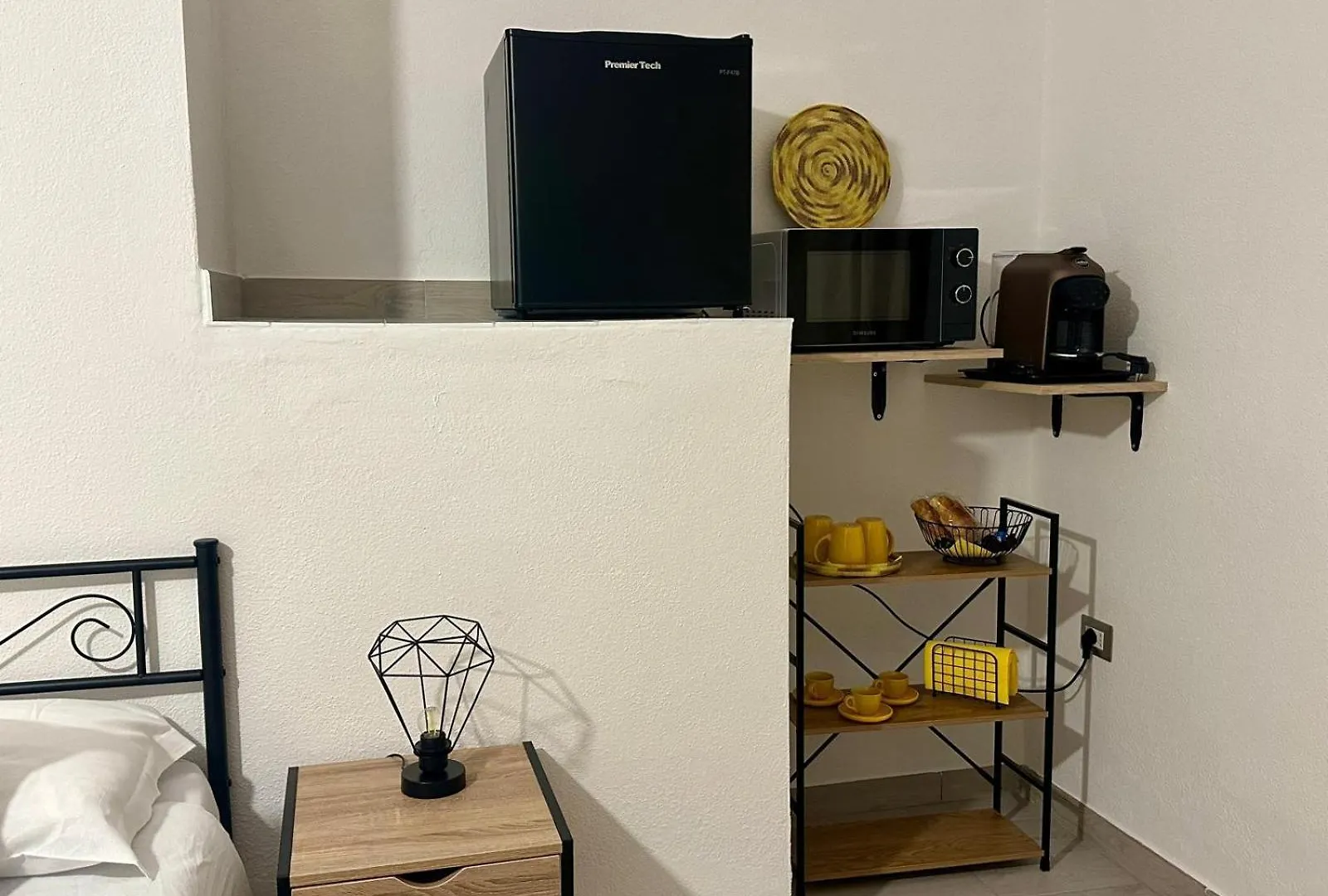 مبيت وإفطار نوورو Il Rifugio Delle Parole فندق مبيت وإفطار